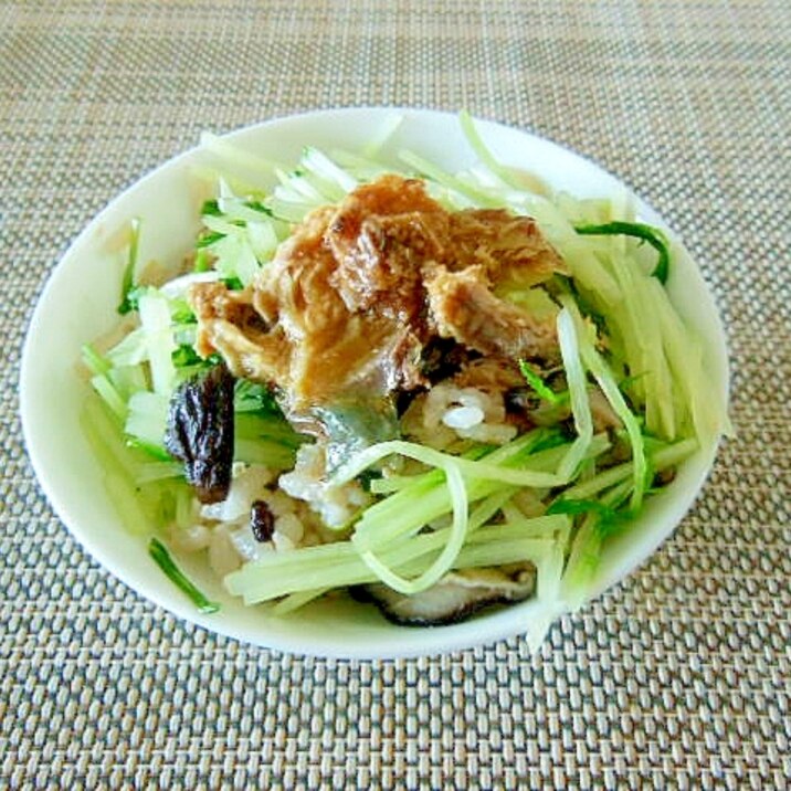 サバ水煮缶とゆで水菜とシイタケの雑穀ごはん丼♪